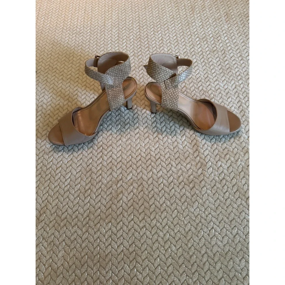 The Limited Penelope Tan Snakeskin Ankle‎ Strap Kitten Heel Sandals Size 8.5 M
